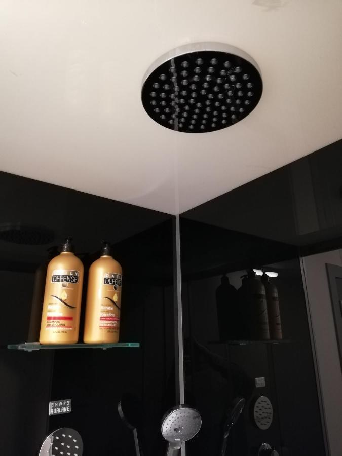 Budgetroom Lommel Bagian luar foto